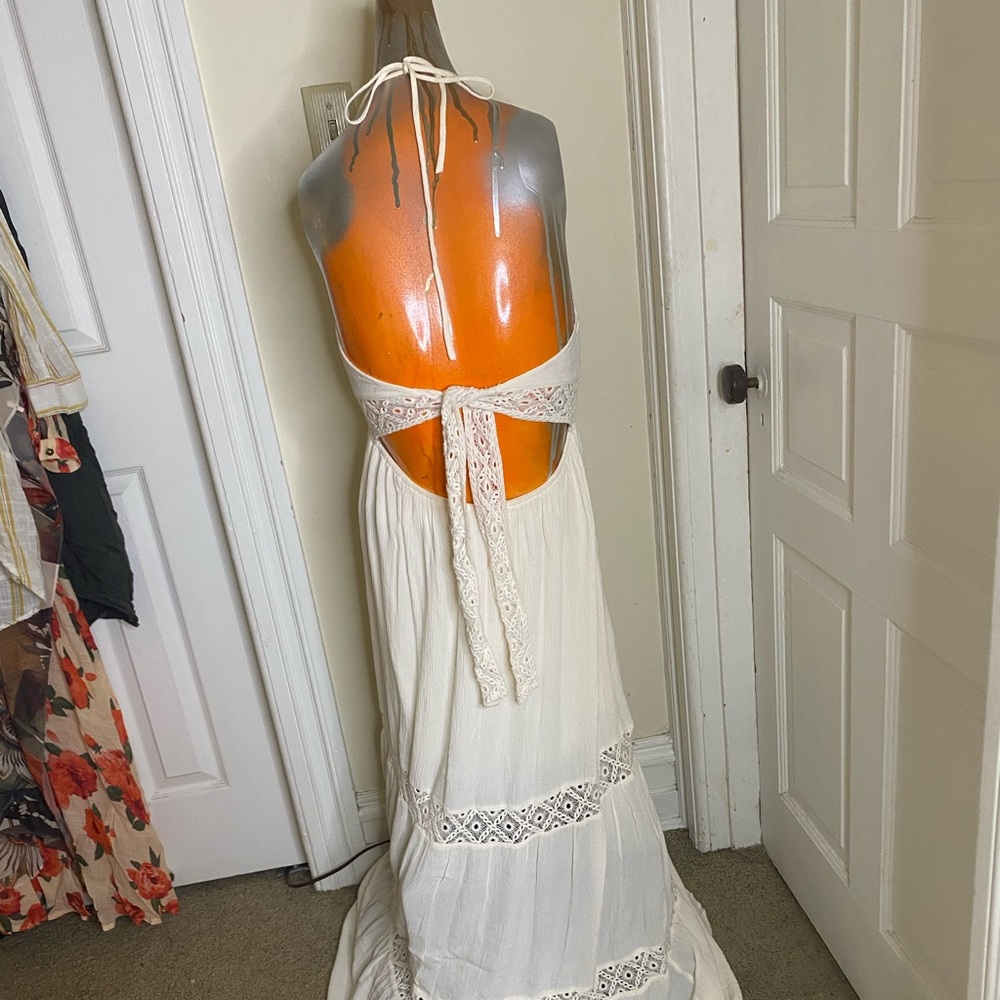 Floor length, backless maxi